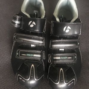 Bontrager spinning shoes size 6.5 (used)